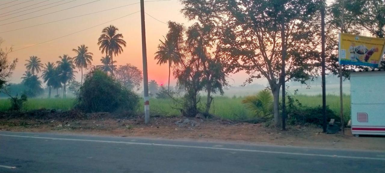 Sahasra Home Stay Hampi Hospet Exterior foto