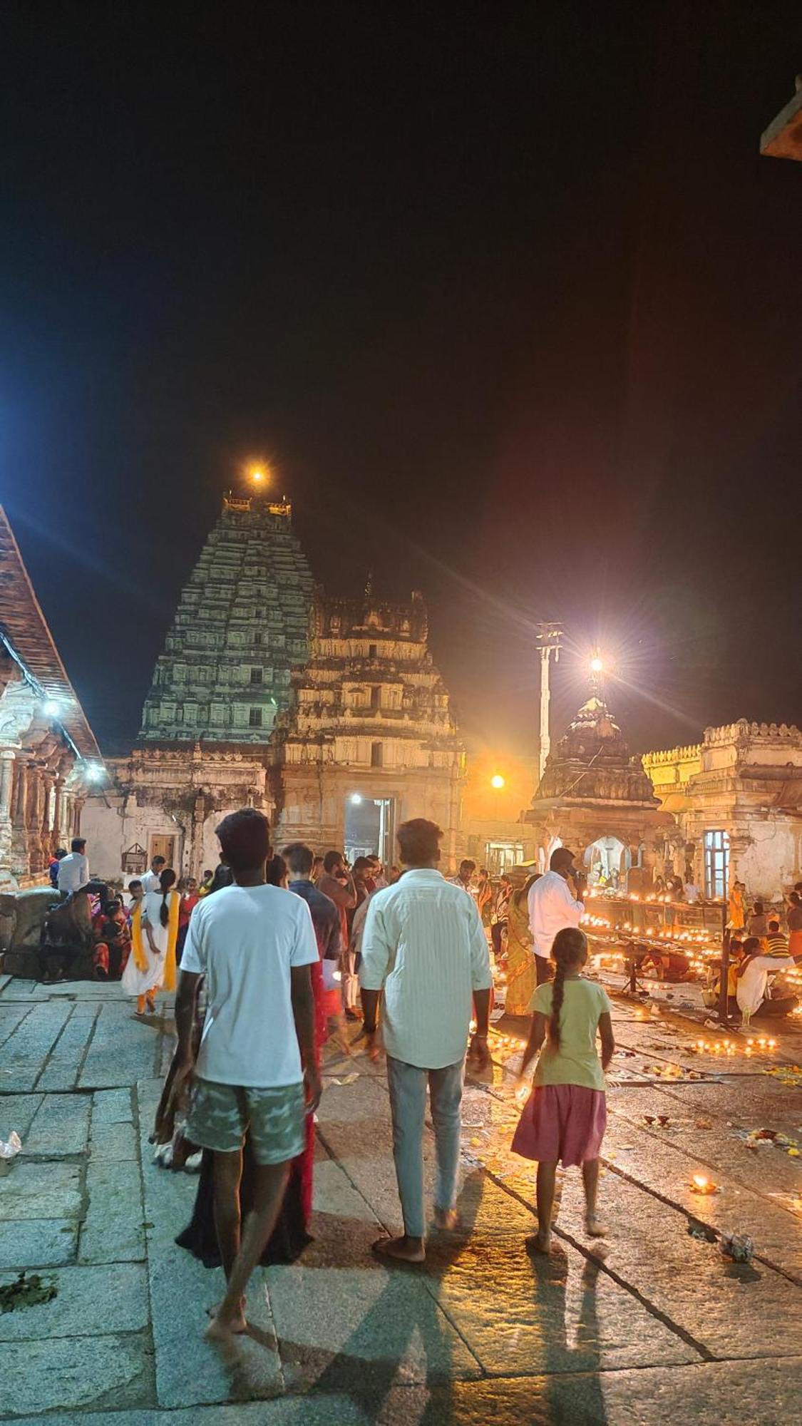 Sahasra Home Stay Hampi Hospet Quarto foto